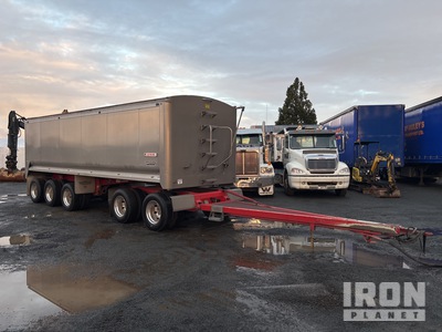 2019 Transport Trailers 7.6 m 5/Axle Dog End Dump Trailer