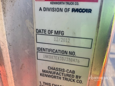 2013 Kenworth T800 Vacuum Excavator Truck