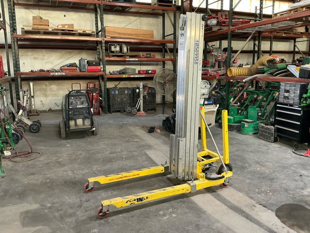2023 Sumner 2118 Material Hoist