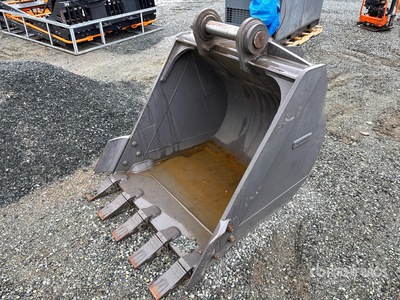 2020 44 in Digging Excavator Bucket - Fits Volvo EC220