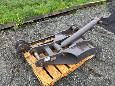 Hydraulic Excavator Thumb - Fits 320