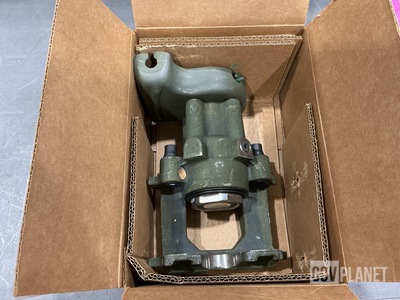 (4) AM General 12342342 Disc Brake Caliper Assemblies
