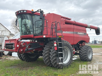 Case IH 8120 4x4 Mietitrebbia