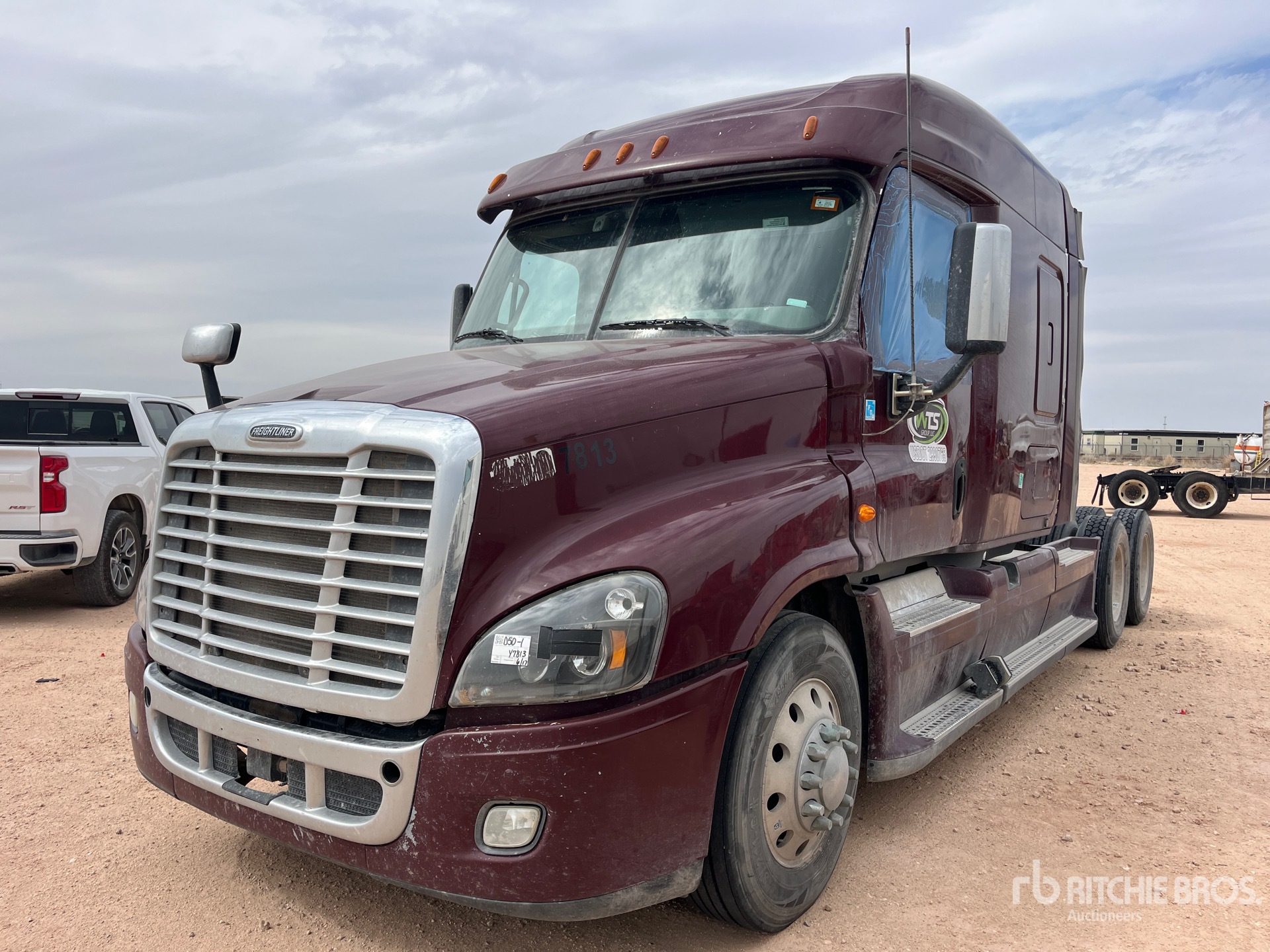 2017 Freightliner Cascadia 125 6x4 T/A Sleeper Truck Tractor