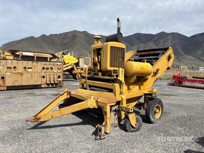 Rockford GRA-31012 Asphalt Transfer Machine