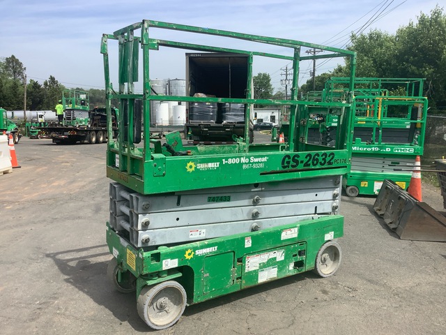 2015 Genie GS2632 Electric Scissor Lift