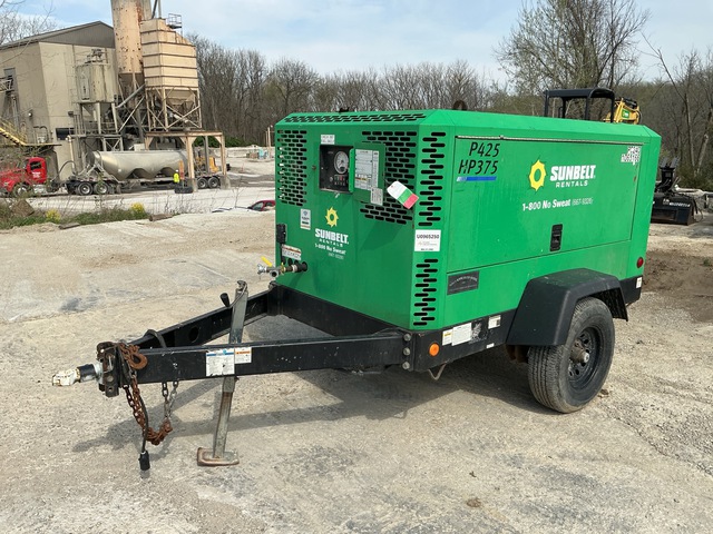 2018 Doosan HP375WCU 375 cfm Mobile Air Compressor (Inoperable)