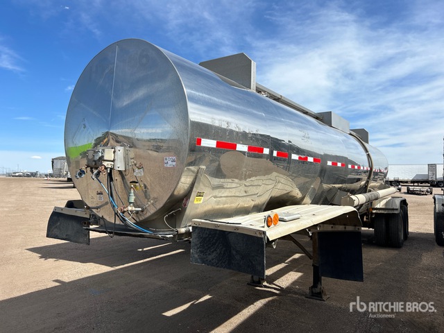 1997 Beall 4000 gal T/A Tanker Trailer