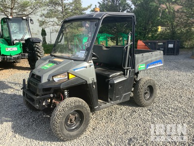 2022 Polaris R22MAAE4B8 4x4 Electric Utilitaire