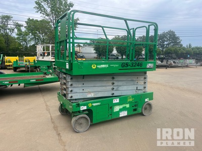 2016 Genie GS-3246 Electric Scissor Lift