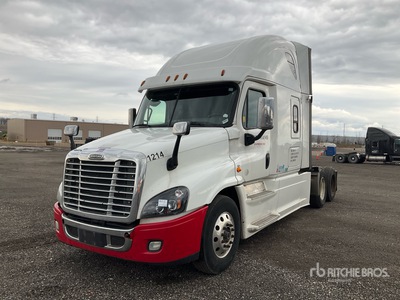 2016 Freightliner Cascadia 125 6x4 T/A Sleeper Truck Tractor