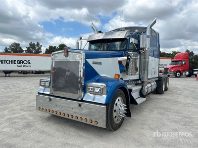 2005 Kenworth W900 6x4 T/A Sleeper Truck Tractor