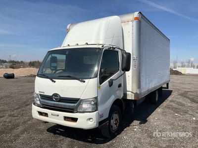 2013 Hino 195 4x2 COE Van Truck