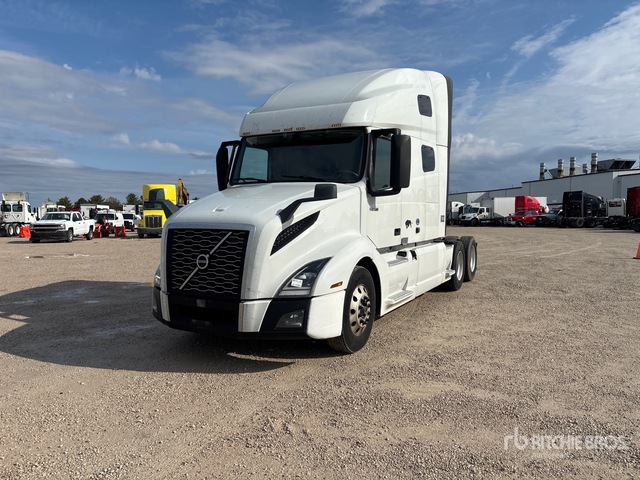 2021 Volvo VNL760 6x4 T/A Sleeper Truck Tractor