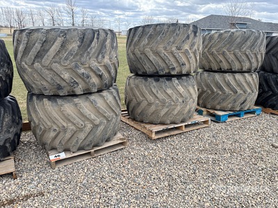 Quantity of (6) Goodyear 48x31.00R20 Floater إطارات المعدات
