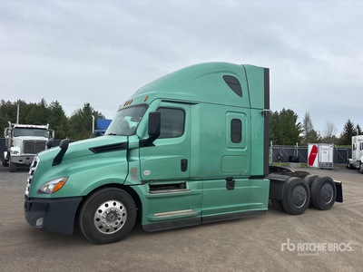 2020 Freightliner Cascadia 126 6x4 T/A Sleeper Truck Tractor