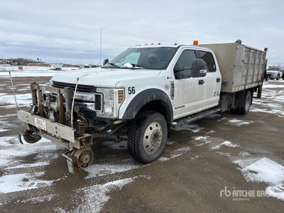 2019 Ford F-550 XLT 4x4 Crew Cab Hi-Rail Flatbed Truck