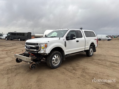 2020 Ford F-250 XLT 4x4 Extended Cab Hi-Rail Pickup