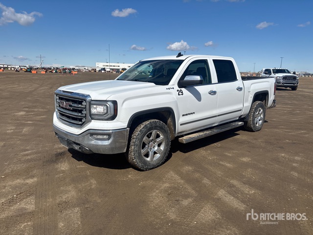 2018 GMC Sierra 1500 2018 GMC Sierra 1500 Slt 4X4 Crew Cab Pickup