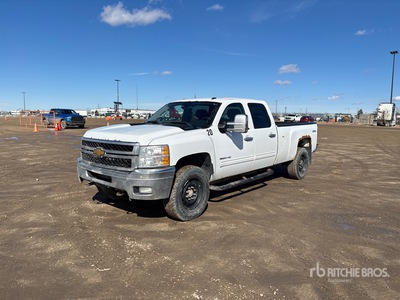2012 Chevrolet Silverado 3500HD 4x4 Crew Cab Pickup