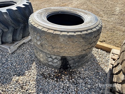 Quantity of (2) Bridgestone M844 385/65R22.5 Super Single Tires