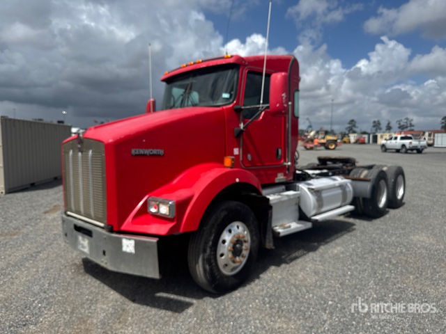 2012 Kenworth T800 6x4 T/A Day Cab Truck Tractor