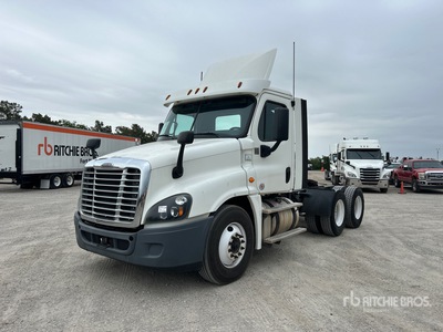 2018 Freightliner Cascadia 125 T/A Day Cab Truck Tractor