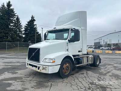 2016 Volvo VNM42T 4x2 S/A Day Cab Truck Tractor