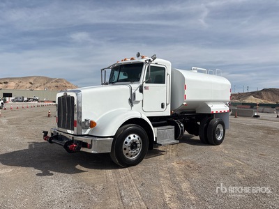 2013 Peterbilt 365 4x2 Wassertank-Lkw