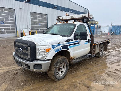 LiftMoore L-21 2000 lb Straight Boom on 2011 Ford F-350 XL 4x4 Flatbed Truck w/Crane