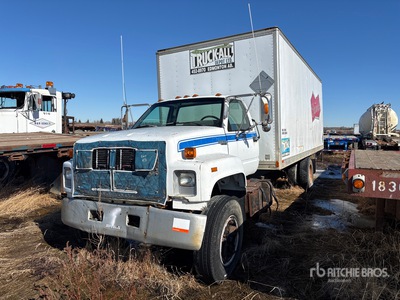 1996 GMC Kodiak SL 4x2 شاحنة فان (Inoperable)