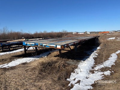 2000 Manac 52 ft Tri/A Flatbed Trailer