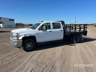 2016 Chevrolet Silverado 3500HD 4x4 Crew Cab Flatbed Truck