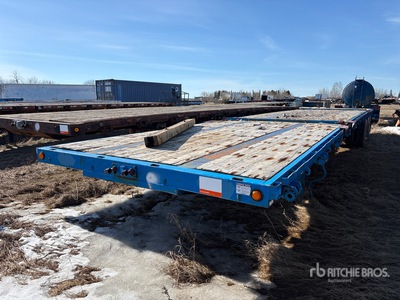 2004 Doepker 53 ft Tri/A Flatbed Trailer