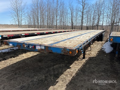 2004 Doepker 53 ft Tri/A Flatbed Trailer