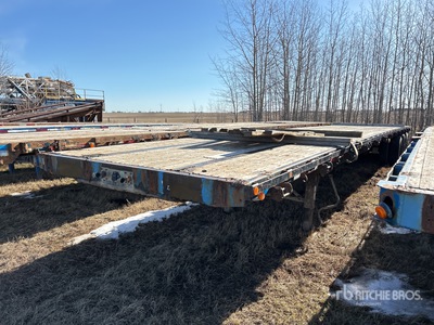 2005 Lode King 53 ft Tri/A Flatbed Trailer