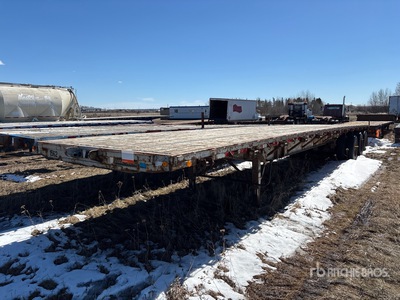 2005 Lode King 53 ft Tri/A Flatbed Trailer