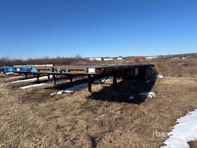 2006 Manac 52 ft Tri/A Flatbed Trailer