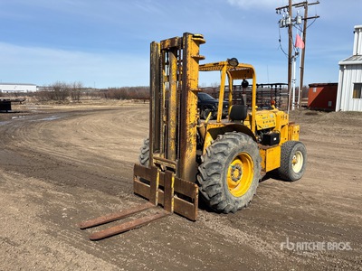 1975 Sellick SL8045 Pneumatic Tire رافعة شوكية