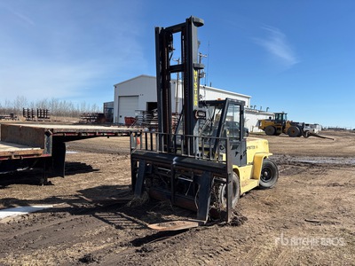 2001 Hyster 14100 lb Pneumatic Tire Forklift (Inoperable)