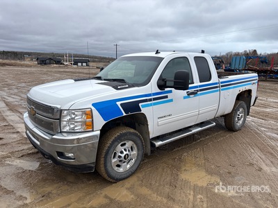 2011 Chevrolet Silverado 2500 HD LT 4x4 Extended Cab Pick-up