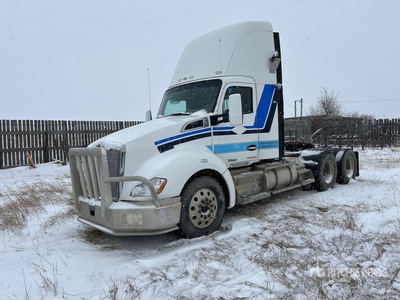 2014 Kenworth T680 6x4 T/A Day Cab Truck Tractor