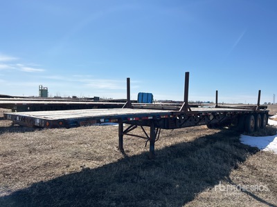2004 Doepker 53 ft Tri/A Flatbed Trailer