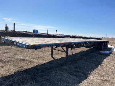 2004 Doepker 53 ft Tri/A Flatbed Trailer