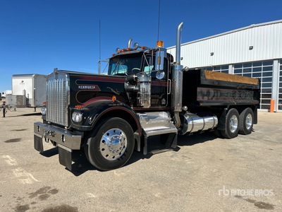 1977 Kenworth W900 T/A Dump Truck