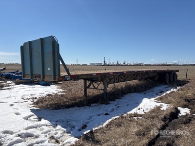 2006 Manac 53 ft Tri/A Flatbed Trailer