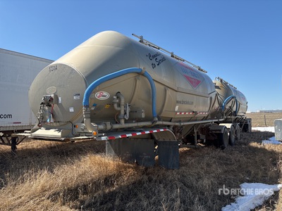 2007 Bedard Tri/A Super B-Train Lead مقطورة صهاريج