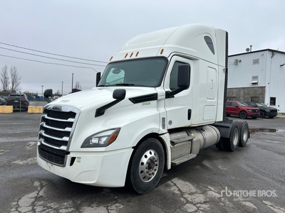 2020 Freightliner Cascadia 126 6x4 T/A Sleeper Truck Tractor