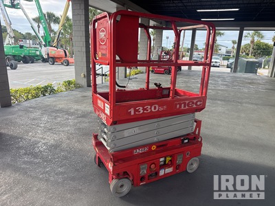 2016 MEC 1330SE Electric Scissor Lift