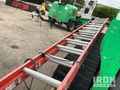 2023 Louisville FE3240 Ladder